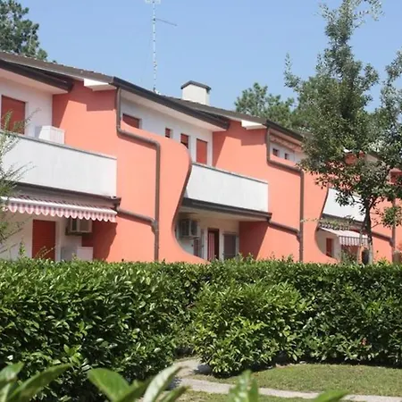 Lovely Flat With Garden In A - Beahost 비비오네