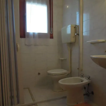 Lovely Flat With Garden In A Residence-beahost * Bibione