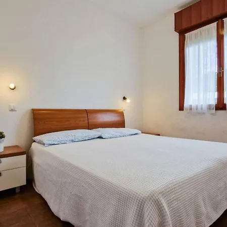 Lovely Flat With Garden In A Residence-beahost Apartamento *