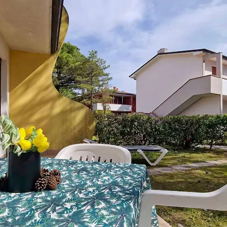 Apartamento Lovely Flat With Garden In A Residence-beahost Bibione