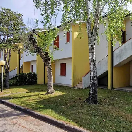 Lovely Flat With Garden In A Residence-beahost Apartamento