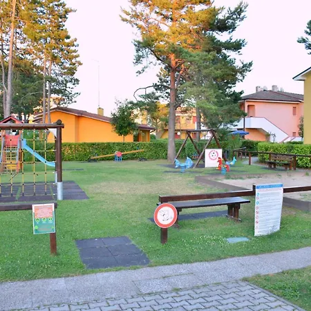 Lovely Flat With Garden In A Residence-beahost Apartamento